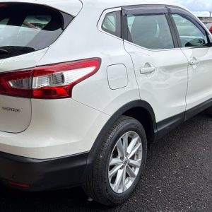 5298 BZ 14 - Nissan Qashqai Acenta - Registration - Rs 200